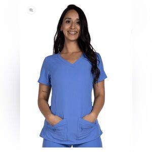Med Couture Blue Fitted Short Sleeve Scrub top size Large